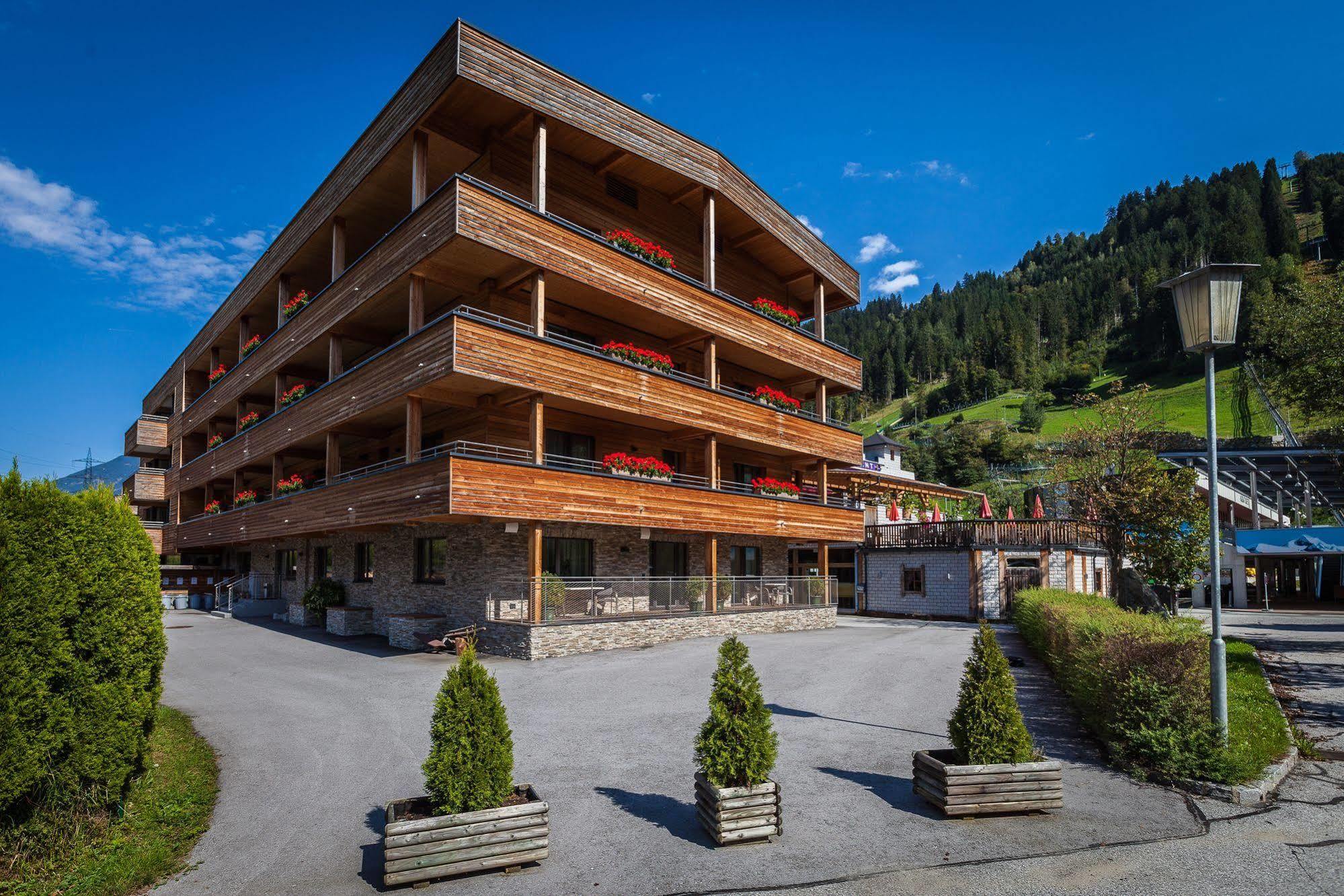 Aktivhotel Tuxerhof Zell am Ziller Ngoại thất bức ảnh